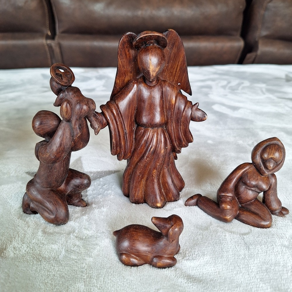 Vintage 1999 House Of Lloyd Abstract Carved Wood Nativity Jesus Mary Missing Dog